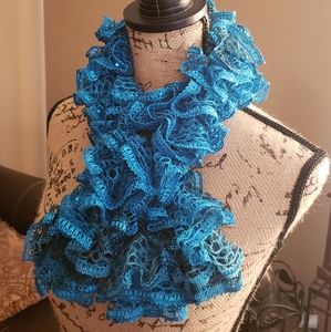 Ruffled scarf